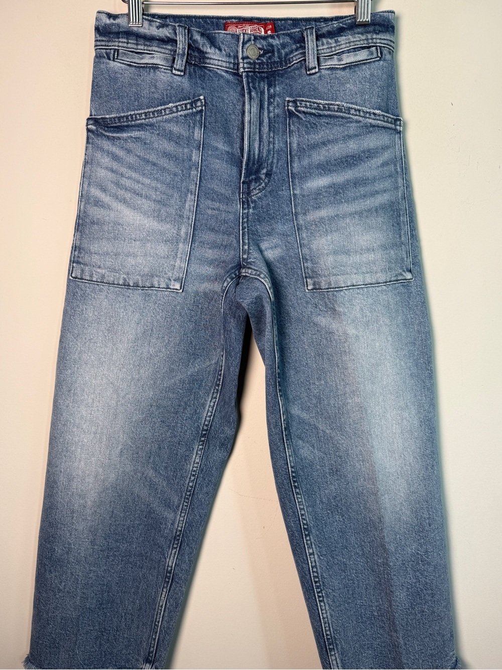 Lucky Legend Cropped Wide Leg Jeans Raw Hem Patch Pockets Sz 6